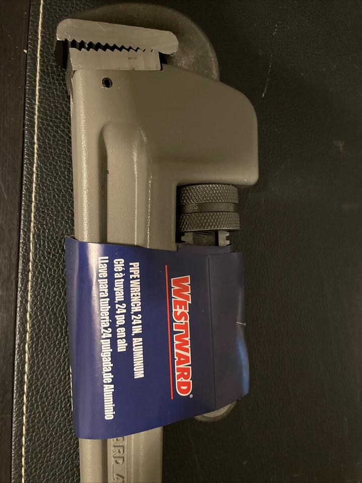 Westward 4YR91B, 24" Straight Aluminum Pipe Wrench, 3" Capacity - Image 1 of 1