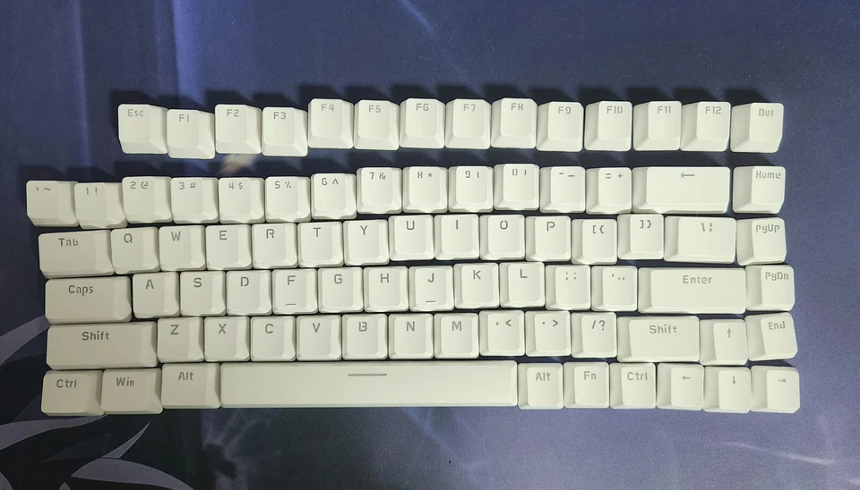 NUR KEYCAPS AJAZZ AK820 75% TKL ANSI 82 Tasten QWERTY PBT B0CQMT55JV NEU White - Bild 1 von 1