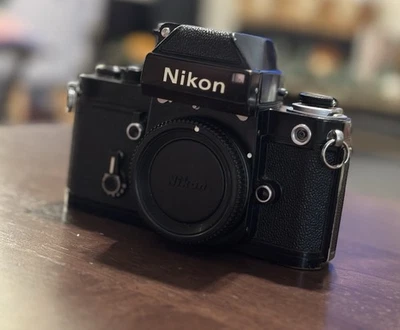 Cámara fotográfica Nikon F2 Photomic A negra 35 mm SLR montaje en cuerpo solamente *probada* Foto 1 de 4