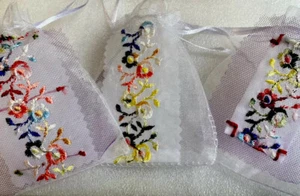 Sets of 3 - Handmade Delicate Favour bags of Embroided Organza - Picture 1 of 3
