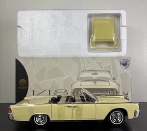 1961 Lincoln Continental Signature Series 1:18 Scale ROAD LUCKY Die Cast - NEW - Picture 1 of 10