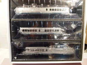 RAPIDO 203501 UNITED AIRCRAFT / D.O.T. TURBOTRAIN DEMO 3-UNIT SET DCC+SOUND - Bild 1 von 4
