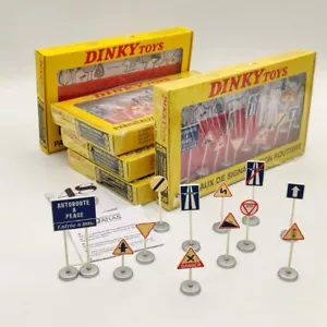 Lot Of 5Pcs Atlas Dinky Toys 593 12 PANNEAUX DE SIGNALISATION ROUTIERE Models - Picture 1 of 7