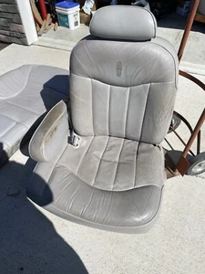 1995 1996 1997 Lincoln Town Car Grand Marquis Seat Set W Track Front Back Gray - Picture 1 of 4