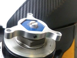 Forcella Precarico Regolabili Argento 19MM Suzuki GSXR600 K6-L0 2006-2010 B19B - Foto 1 di 4