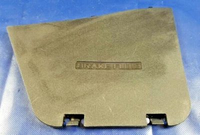 Tapa de líquido de frenos del lado del conductor izquierdo Infiniti Q50 17-22 Q60 2014-2023 # 58762 Foto 1 de 4