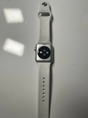 Apple Watch Series 3: 38mm Estuche Aluminio, S/M Pulsera Deportiva Blanca CON CAJA Foto 1 de 4
