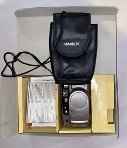 Minolta Freedom Zoom 70 35mm Point & Shoot Film Camera With Remote Vintage - Picture 1 of 9