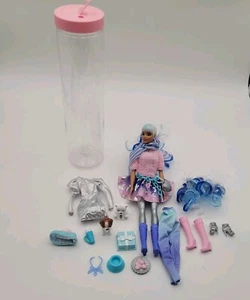 Barbie Color Revelar Muñeca Calendario de Adviento con Accesorios Incompletos - Imagen 1 de 8
