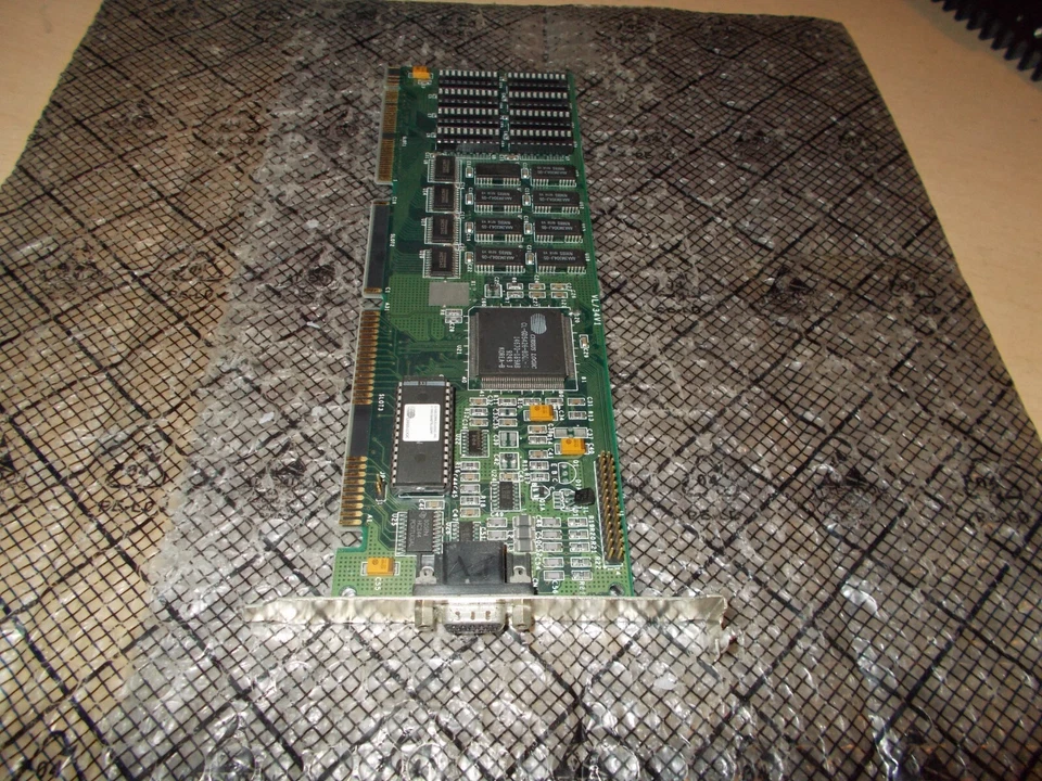 Cirrus Logic VL/34V1 JAX8234 1MB Vesa Local Bus VGA Video Card - Image 1 of 1
