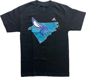 Camiseta Adidas de baloncesto Charlotte Hornets para hombre pequeña negra - Imagen 1 de 7