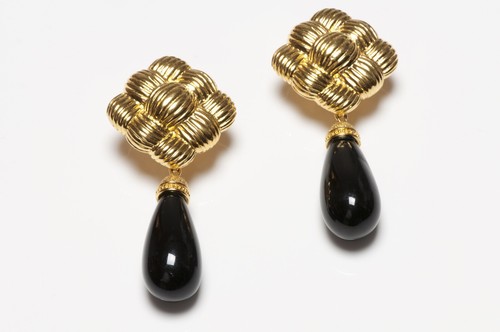 FENDI Orecchini a goccia in vetro nero tessuti lunghi placcati in oro