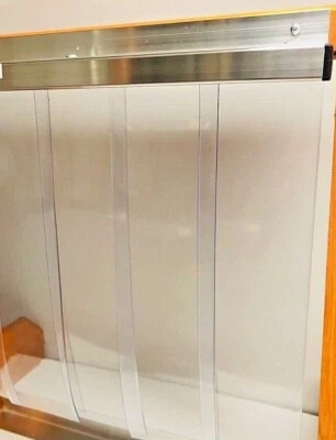 PET- COOP- KENNEL-COLD WEATHER- SOFT ENTRY *PVC STRIP DOORS  Clear PVC - image 1 of 4