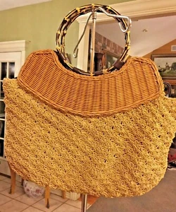 BOLSO DE MANO HOBO INTERNATIONAL DE COLECCIÓN NATURAL RATÁN/RAFIA MACRAMÉ HOBO ASAS DE BAMBÚ - Imagen 1 de 10
