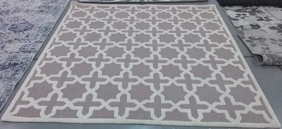 Alfombra de manchas traseras BEIGE/MARFIL 8'-0" x 8'-0", precio reducido 1172782306 CAM125J-8SQ Foto 1 de 4