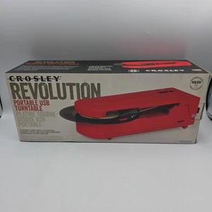 Crosley Revolution Giradischi USB Portatile CR6020A-Rosso - Foto 1 di 8