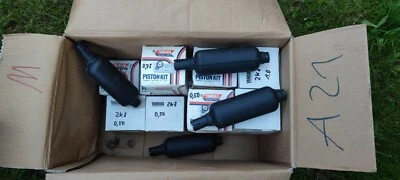 Yamaha NOS Repuestos TZ250 TZ350 1H3 1976-1978: Tubo silenciador escape escape Foto 1 de 4