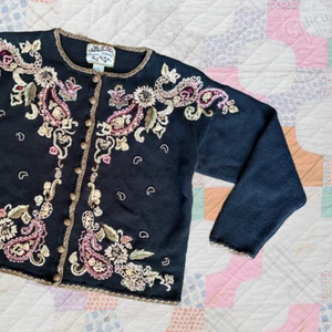 Vintage Y2K Black Paisley Metallic Embroidery & Beaded Granny Sweater Size M - Picture 1 of 11
