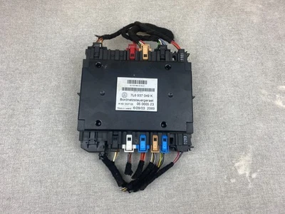 2004 - 2007 Volkswagen Touareg Body Comfort Control Module BCM ECU 7L6 937 049 K - Image 1 of 4