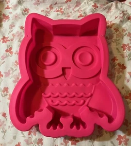 Silikon EULE Kuchen Backform - 8,5 "x 9,5" Hot Pink NEU ohne Etikett - NICHT-benutzt - Bild 1 von 5