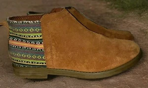Toms Deia Cinnamon Suede Ankle Boots Tribal Print Youth Size 4 Women's Size 6 - Picture 1 of 7