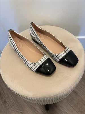 Bandolino Feminino Balé Plano Patente Biqueira Tweed Branco Preto Tecido Taprinz Tamanho 8 - Imagem 1 de 4