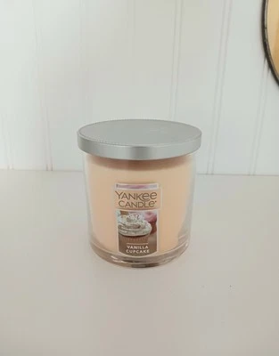 Cupcake Yankee Candle baunilha copo pequeno 7 oz pavio único - Imagem 1 de 3