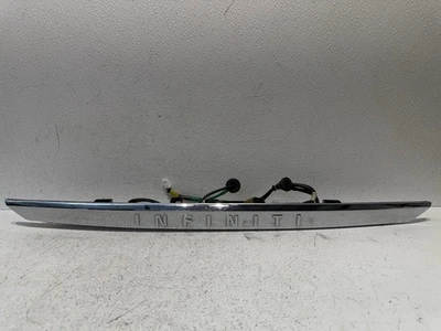 Infiniti Q50 2014-2017 OEM tapa maletero cromo moldura con cámara Foto 1 de 4