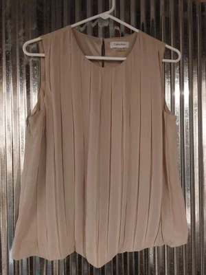 Blusa acanalada de seda para mujer Calvin Klein - beige/poliéster  Foto 1 de 4