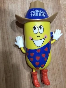 Twinkie the Kid Cowboy Plastic Cake Holder Container 2001 Advertising Item CUTE! - Picture 1 of 1