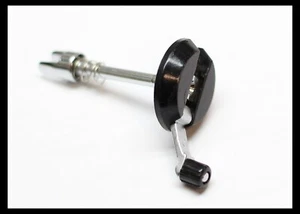 208091 KONICA FT-1 MOTOR REWIND KNOB WITH REWIND SHAFT REPAIR PART USED - Picture 1 of 3