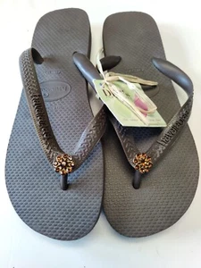 NEW HAVAIANAS Flip Flops -brown -AMBER CRYSTAL Flower -SZ 9/10 Euro 43 -Sandal - Picture 1 of 12