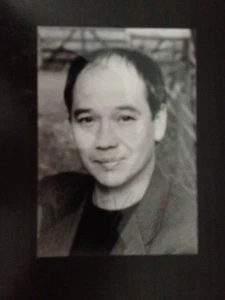 DAVID YIP - JAMES BOND FILM ACTOR - EXCELLENT SIGNED PHOTOGRAPH - Picture 1 of 1