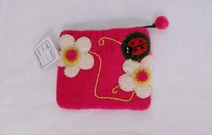 NEU Handarbeit gefilzt 100 % Wolle rosa Blumen Marienkäfer Geldbörse gefüttert mit Reißverschluss - Bild 1 von 5