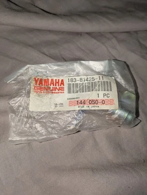 Точечный конденсатор номер детали - 183-81425-11-00 для Yamaha - Изображение 1 из 3