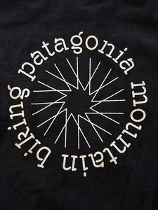 Camiseta de ciclismo de montaña Patagonia manga corta negra para hombre mediana - Imagen 1 de 7