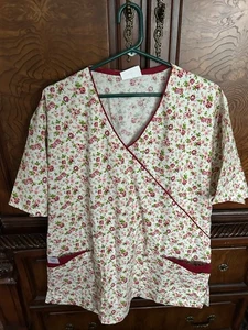 Ladies Medical Uniform Scrub Floral Top Size Xl - Picture 1 of 3
