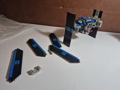 Lego 7146 Star Wars Tie Fighter Incomplete - Image 1 of 4