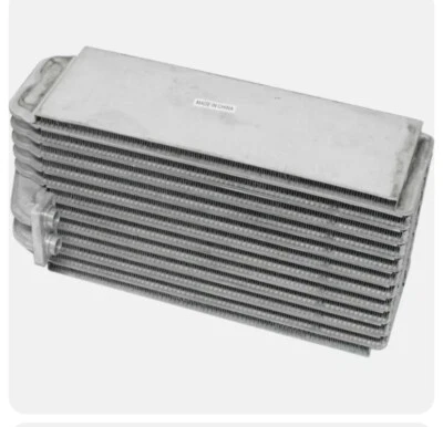 Núcleo evaporador de aire acondicionado UAC EV 4798749PFC para Toyota Sienna 98-03 Foto 1 de 4