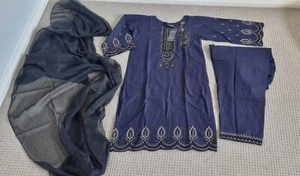 Pakistani salwar kameez new - Picture 1 of 2