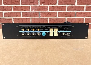 Shure FP42 4 Channel Broadcast Stereo Microphone Mixer - Picture 1 of 3