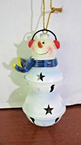 MUÑECO DE NIEVE DE 3 NIVELES hecho con CAMPANAS DE METAL Adorno de Navidad - Imagen 1 de 1