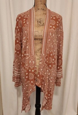 Charming Charlie Women's M Blush & White Floral Long Sleeve Open Top Cardigan - Image 1 of 4