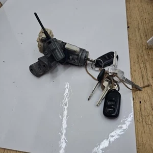 2003-2008 TOYOTA COROLLA IGNITION SWITCH LOCK W/KEY OEM - Picture 1 of 7