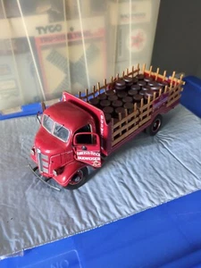 Danbury Mint 1938 Budweiser Beer GMC Stake Bed Delivery Truck 1:24 Scale Diecast - Picture 1 of 8