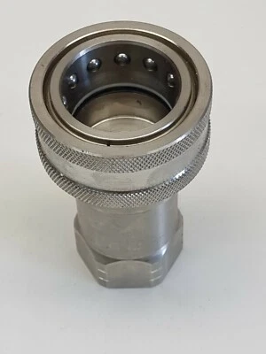 Dixon 8HBF8-SS H Series Quick Disconnect 1" ISO-B Interchange Hydraulic Coupler  - Image 1 of 4