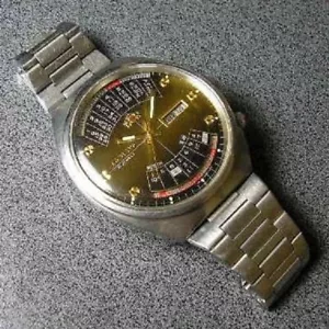 Orient Watch Universal Calendar 1960s Automatic 21 jewels 42mm - Picture 1 of 5