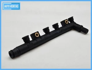 Original Fiat Punto 188 II 1.2 8V injection strip 3219018301 - Picture 1 of 7