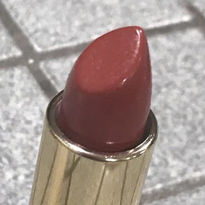 LÁPIZ LABIAL ESTEE LAUDER TODO EL DÍA JENGIBRE FRESCO BLANCO TUBO ACANALADO A28 - Imagen 1 de 5