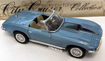 NewRay City Cruiser 1967 Chevrolet Corvette Convertible - Image 1 of 2